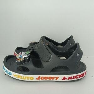 Crocs sandals mickey Mouse And friends  kids Size J.1